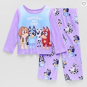 🌙3 for $15🌙 Bluey | 2-Piece Pajama Set | 4T | Purple Winter PJs